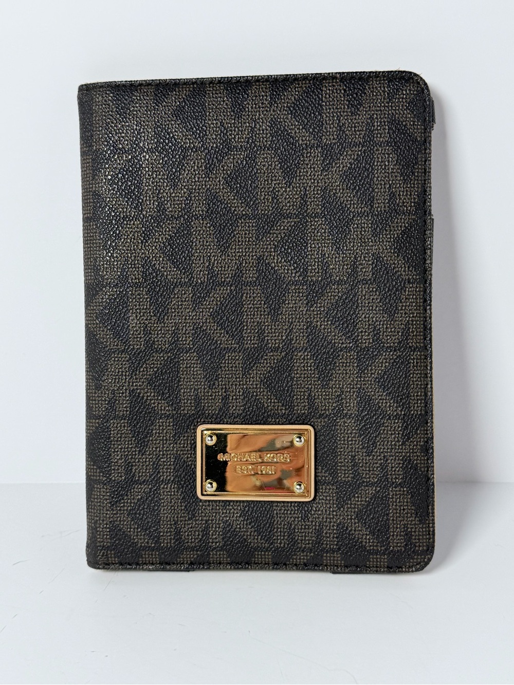 Michael Kors Saffiano Leather iPad Mini Folio Case Sleeve Cream & Black Kindle